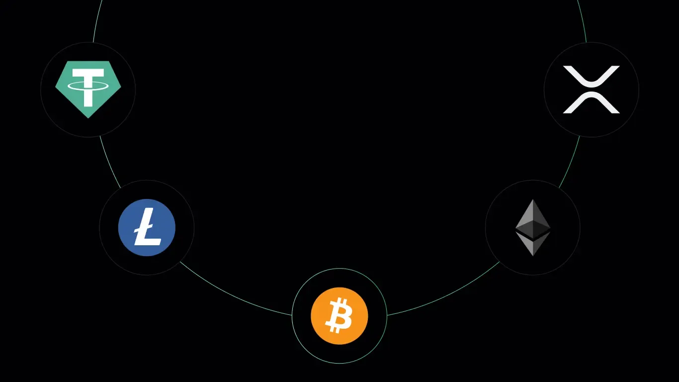Łuk połączeń prowadzi między ikonami Bitcoin, Tether, Litecoin i XRP na ciemnym tle.