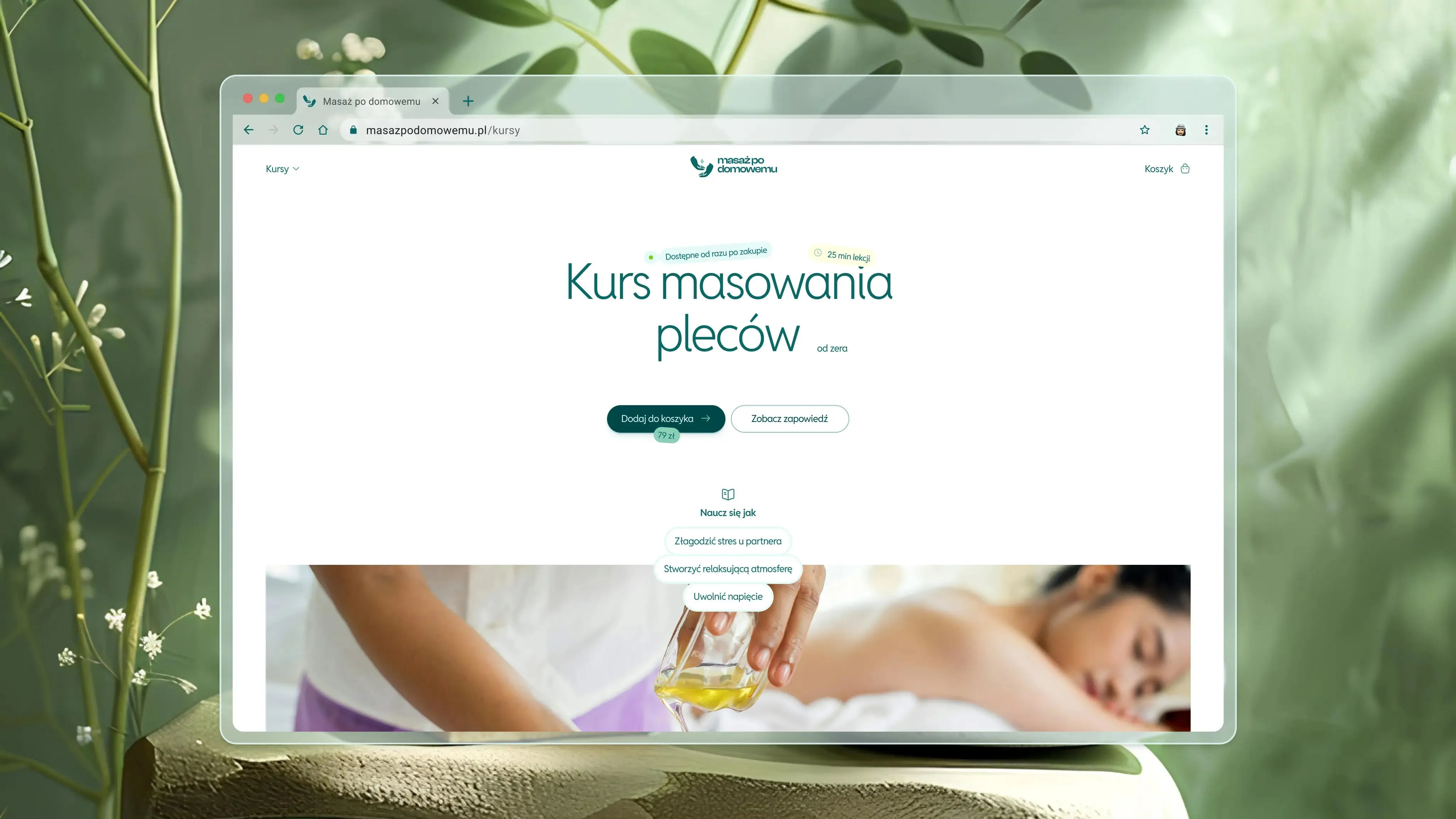 Widok strony internetowej kurs masowania pleców na komputerze, sekcja powitalna z tytułem Kurs masowania pleców. Czytelne dwa przycisku zachęcające do zakupu oraz zapoznania się z zakresem kursu.